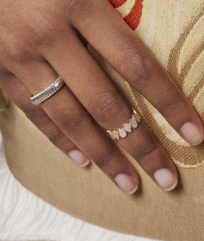 Alliance Ginette NY or blanc Be Mine diamond TV mini ring