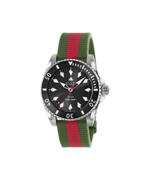 Montre Gucci Dive 40 mm automatique acier cadran noir bracelet caoutchouc